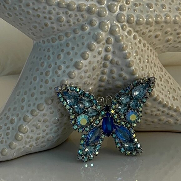 WEISS RHINESTONE BUTTERFLY BROOCH - Picture 2 of 8